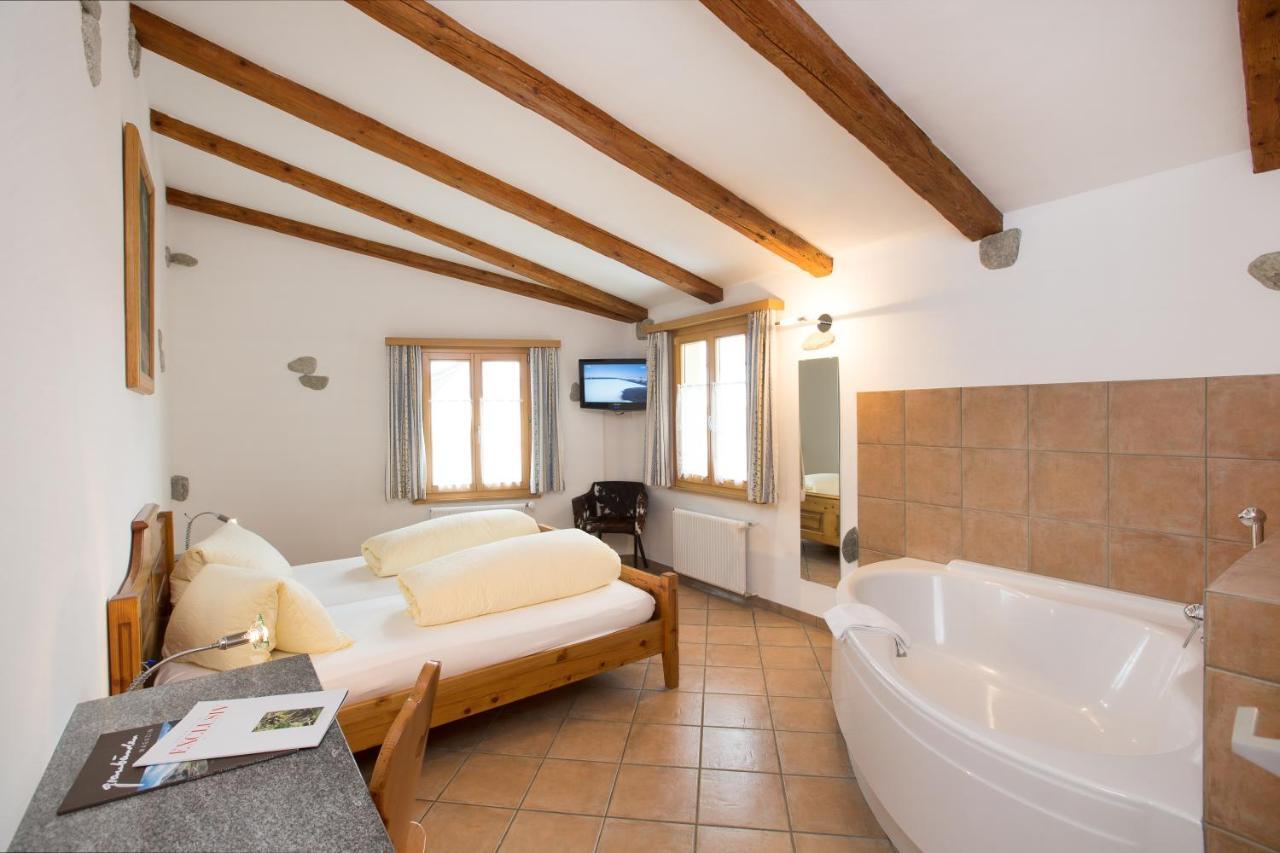 Hotel Alpsu Disentis Kültér fotó